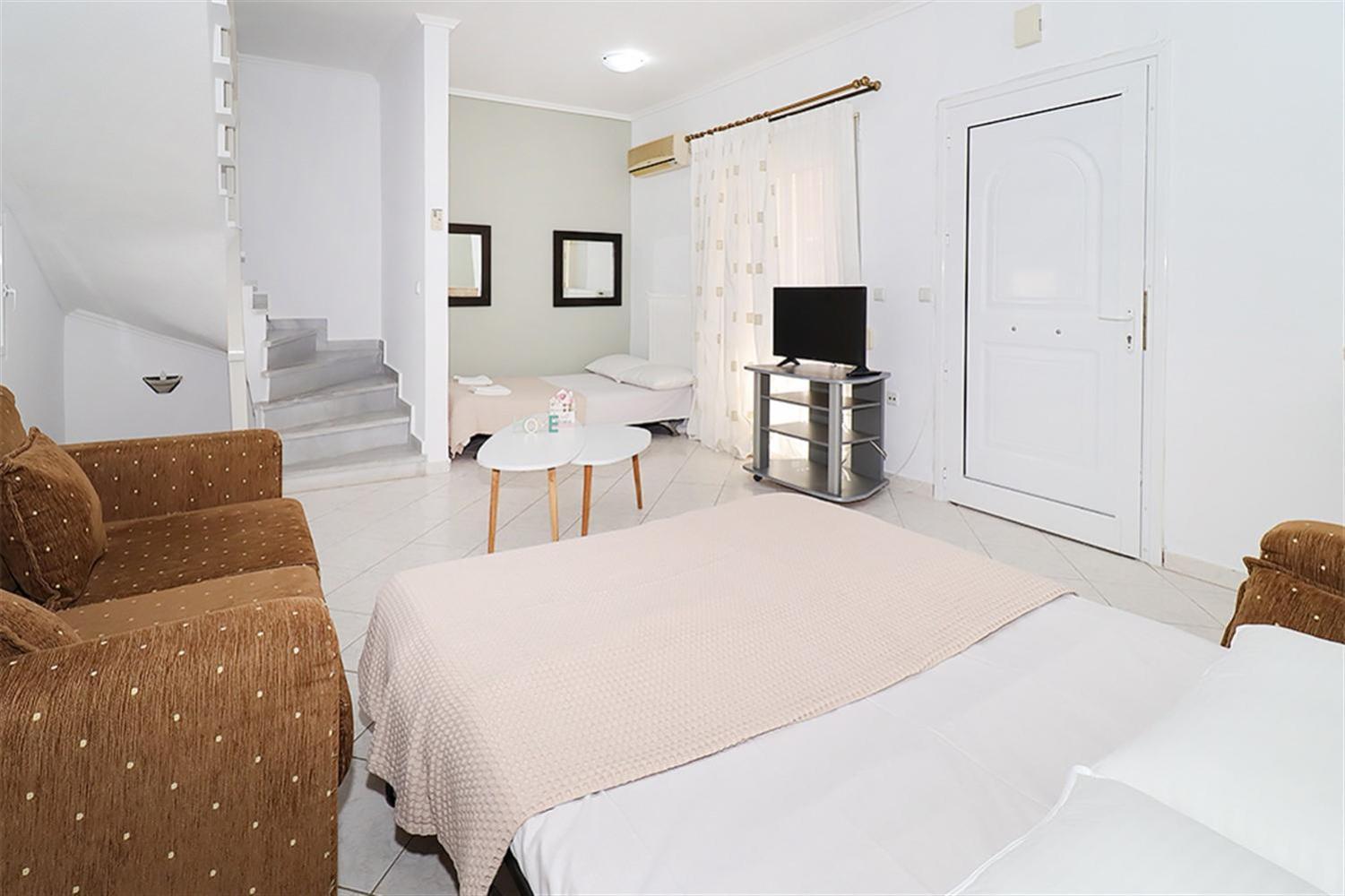 Victoria House Pefkohori 3 Bedrooms 12 Guests ภายนอก รูปภาพ